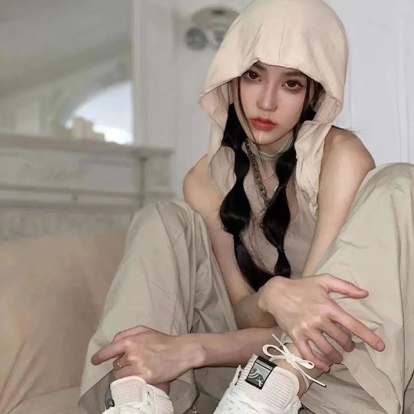 唐少女汐彦